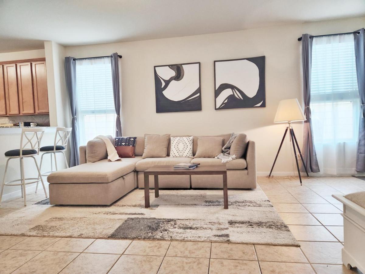 4 Bedroom Home Near Downtown Med Center Nrg Stadium Pearland Skyview Long By Ion Rentals Houston Exteriör bild