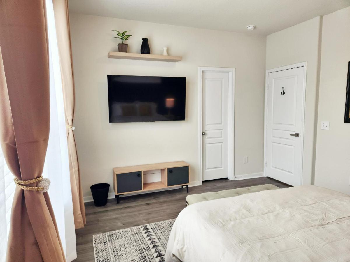 4 Bedroom Home Near Downtown Med Center Nrg Stadium Pearland Skyview Long By Ion Rentals Houston Exteriör bild