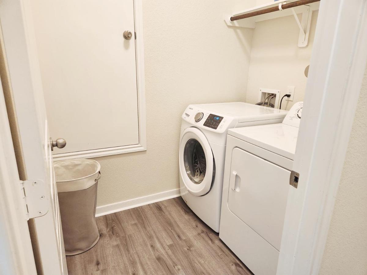 4 Bedroom Home Near Downtown Med Center Nrg Stadium Pearland Skyview Long By Ion Rentals Houston Exteriör bild