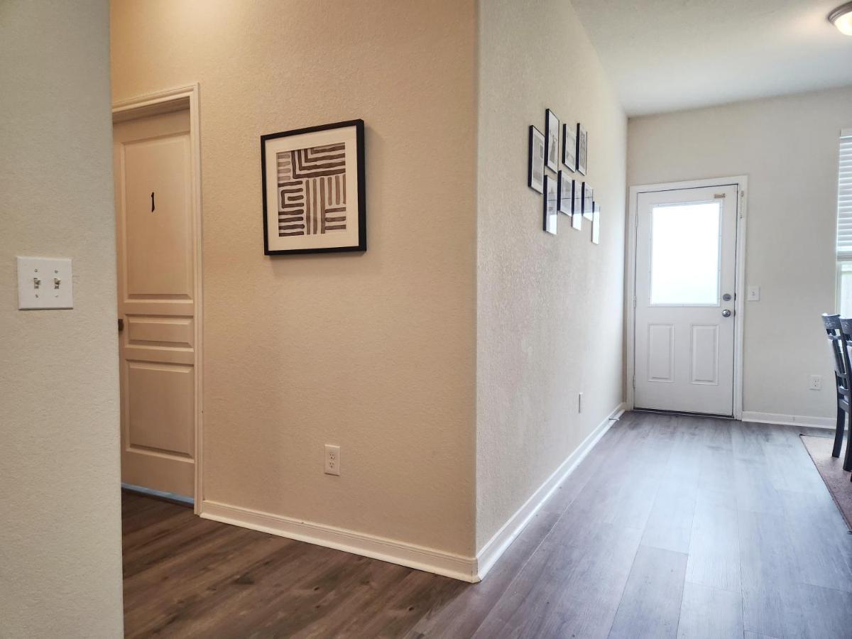 4 Bedroom Home Near Downtown Med Center Nrg Stadium Pearland Skyview Long By Ion Rentals Houston Exteriör bild