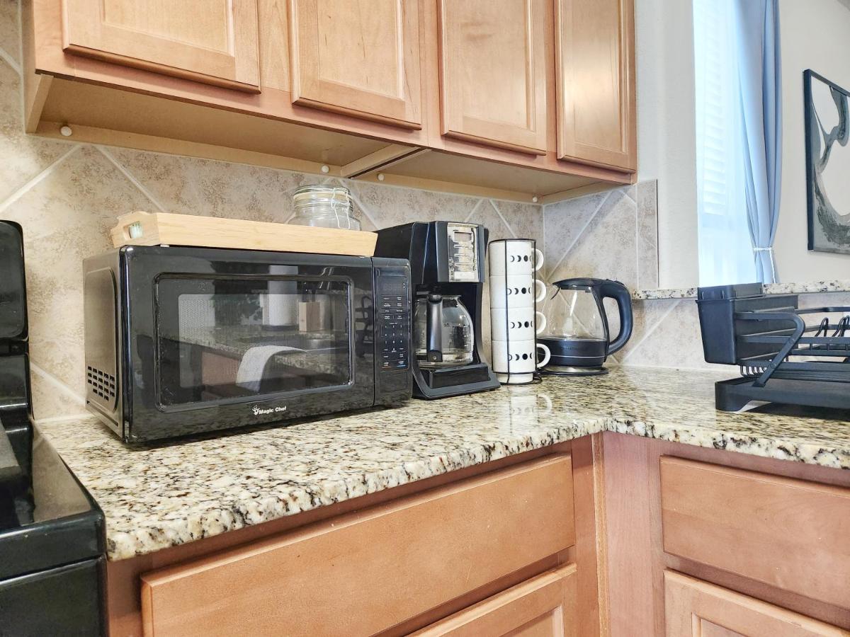 4 Bedroom Home Near Downtown Med Center Nrg Stadium Pearland Skyview Long By Ion Rentals Houston Exteriör bild