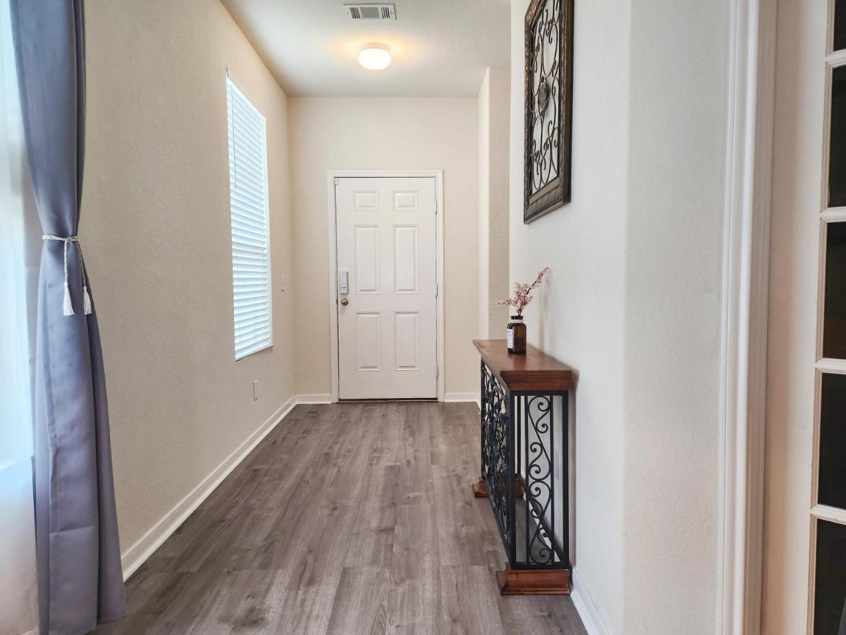 4 Bedroom Home Near Downtown Med Center Nrg Stadium Pearland Skyview Long By Ion Rentals Houston Exteriör bild
