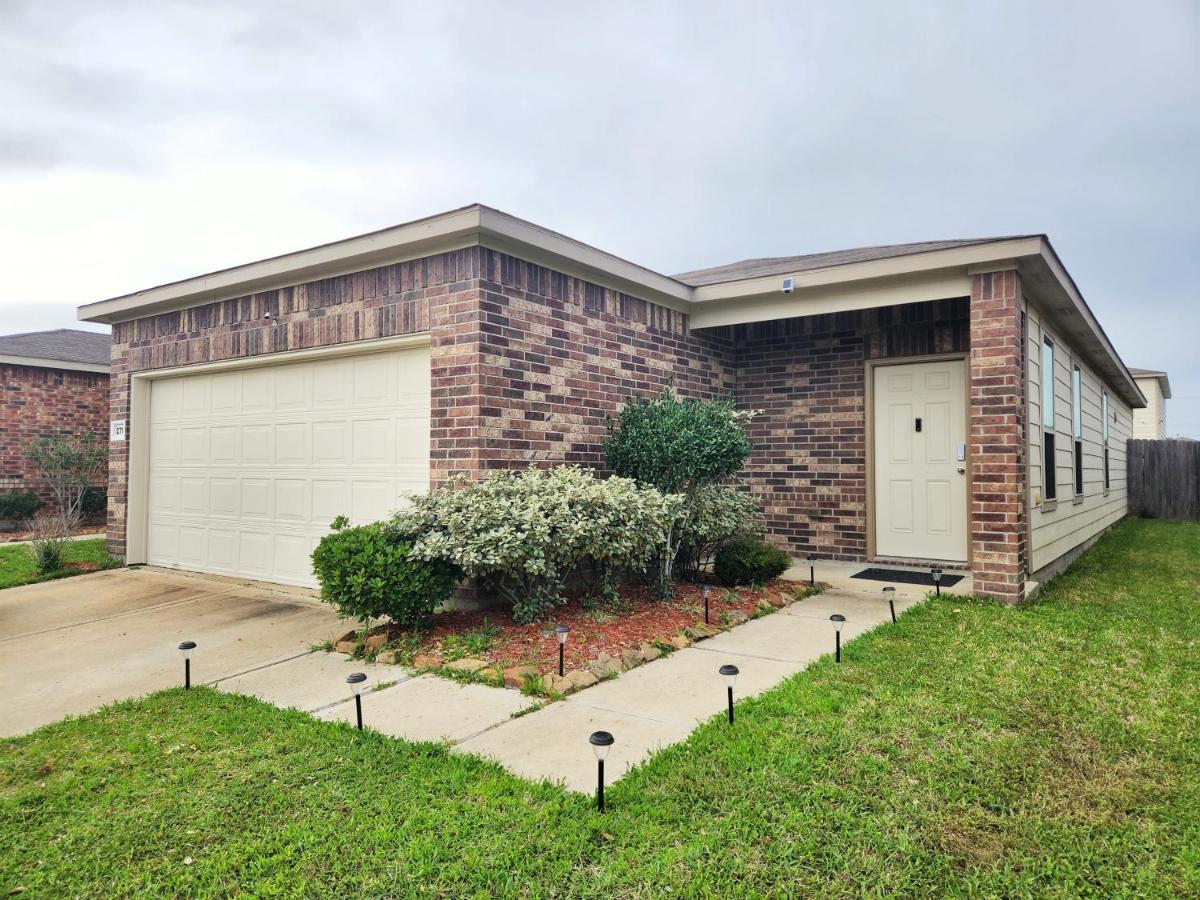 4 Bedroom Home Near Downtown Med Center Nrg Stadium Pearland Skyview Long By Ion Rentals Houston Exteriör bild